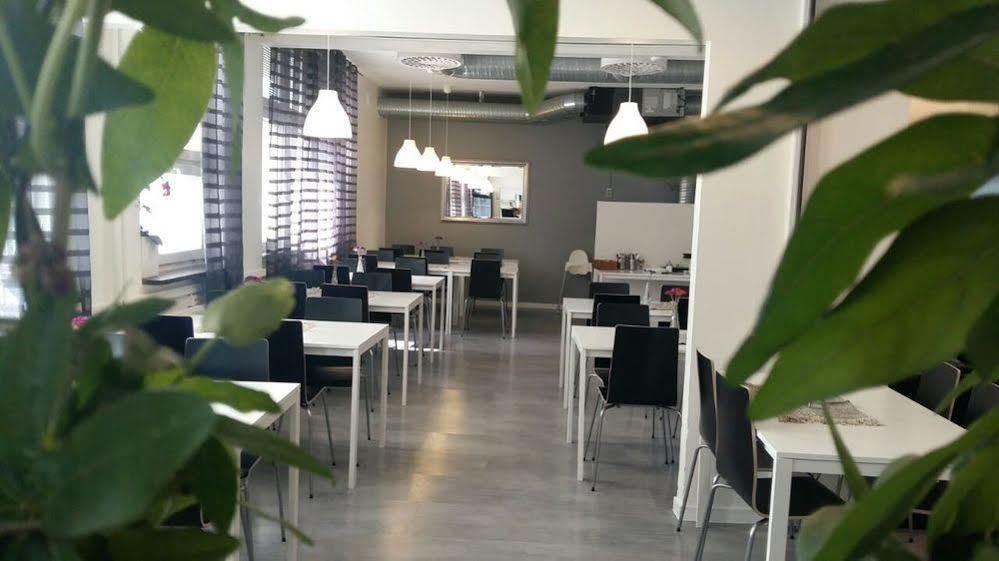 Hotelli Metro 3*
